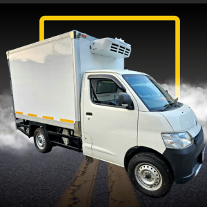 mobil box pendingin granmax 