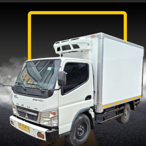 truk box pendingin mitsubishi fe71 standard 